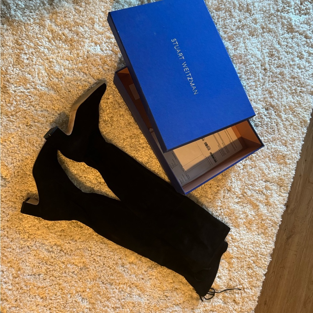 Only wear out once. No stains，size 8